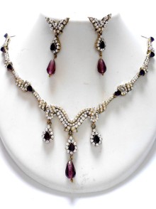 Victorian Jewelry Set